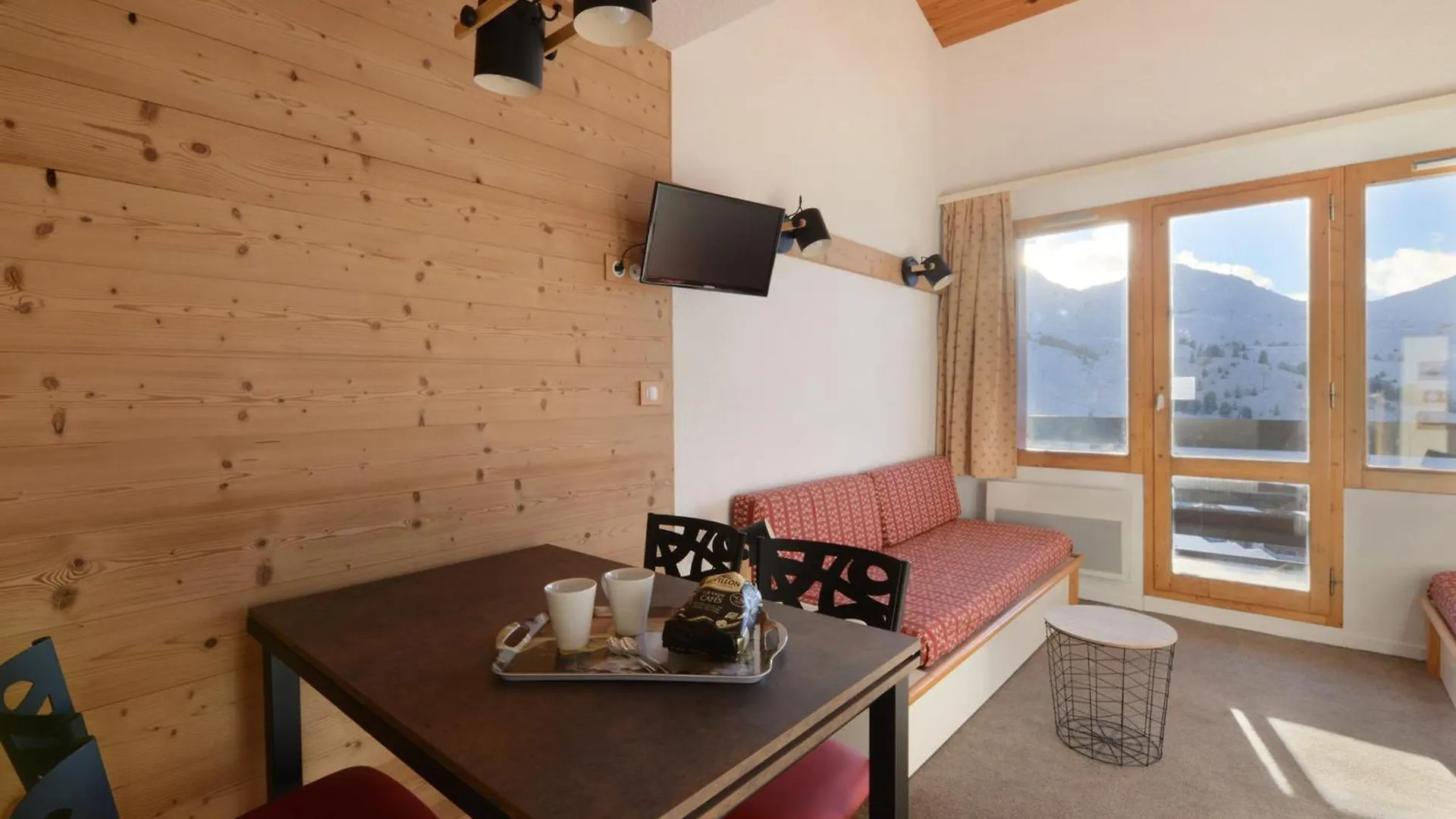 Appartement Renove 2 Pieces Au Pied Des Pistes, Belle Plagne - Fr-1-181-1956 La Plagne-Tarentaise 0*,